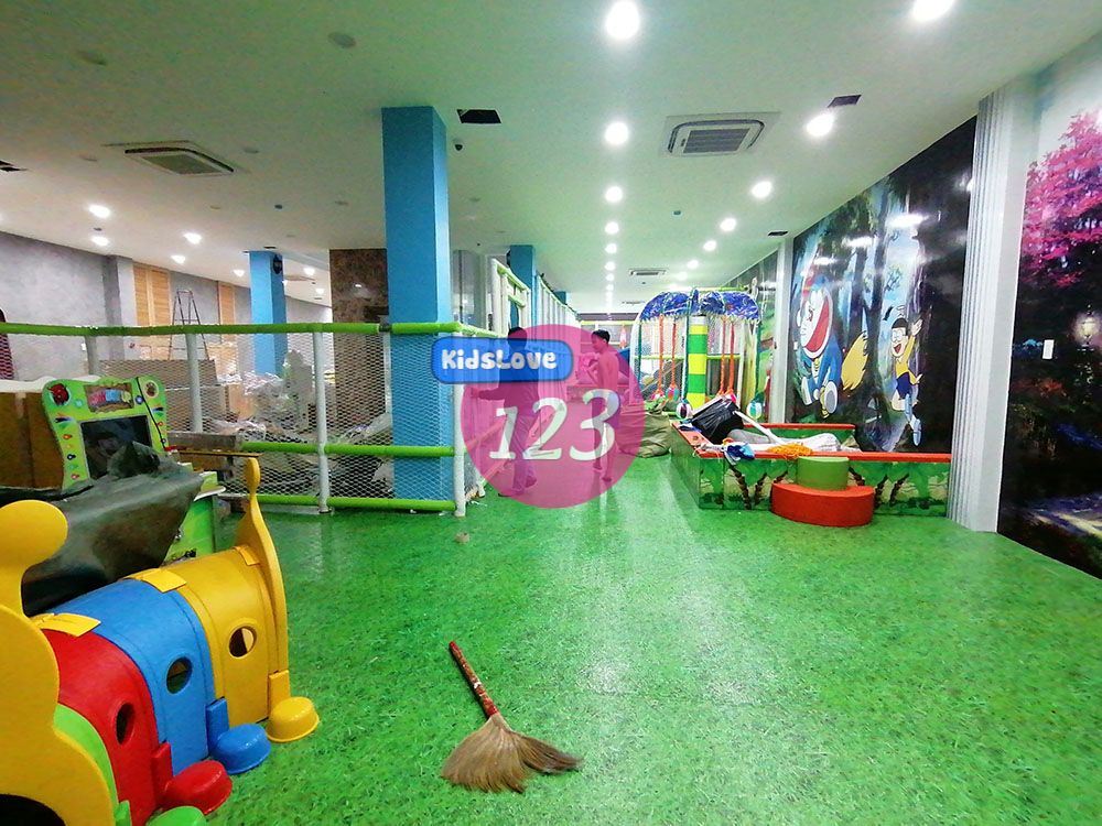 Dự án thi công lắp đặt khu vui chơi trong nhà tại nhà sách chung lý đồng xoài bình phước